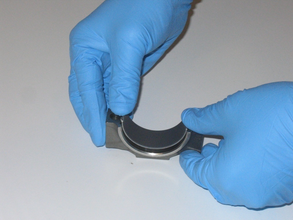 Rod bearing shell